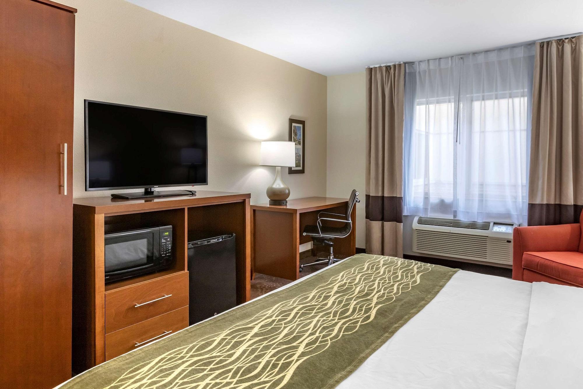 Comfort Inn Okemos - East Lansing Exterior foto